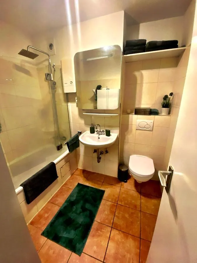 2 Zimmer Apartment Mit Blick Auf Den Koelner Dom 0*, Cologne Germany